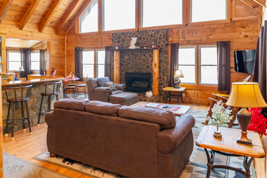 House in Pigeon Forge, Tennessee, United States 3 - 18365709