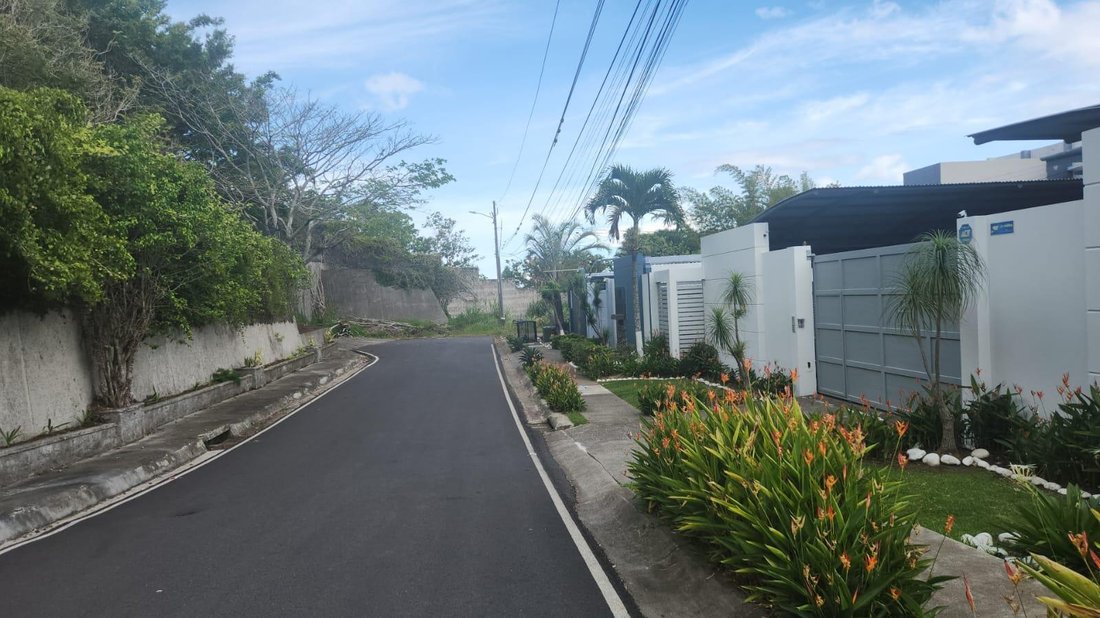 Apartment in San Rafael, San José Province, Costa Rica 4 - 18364183