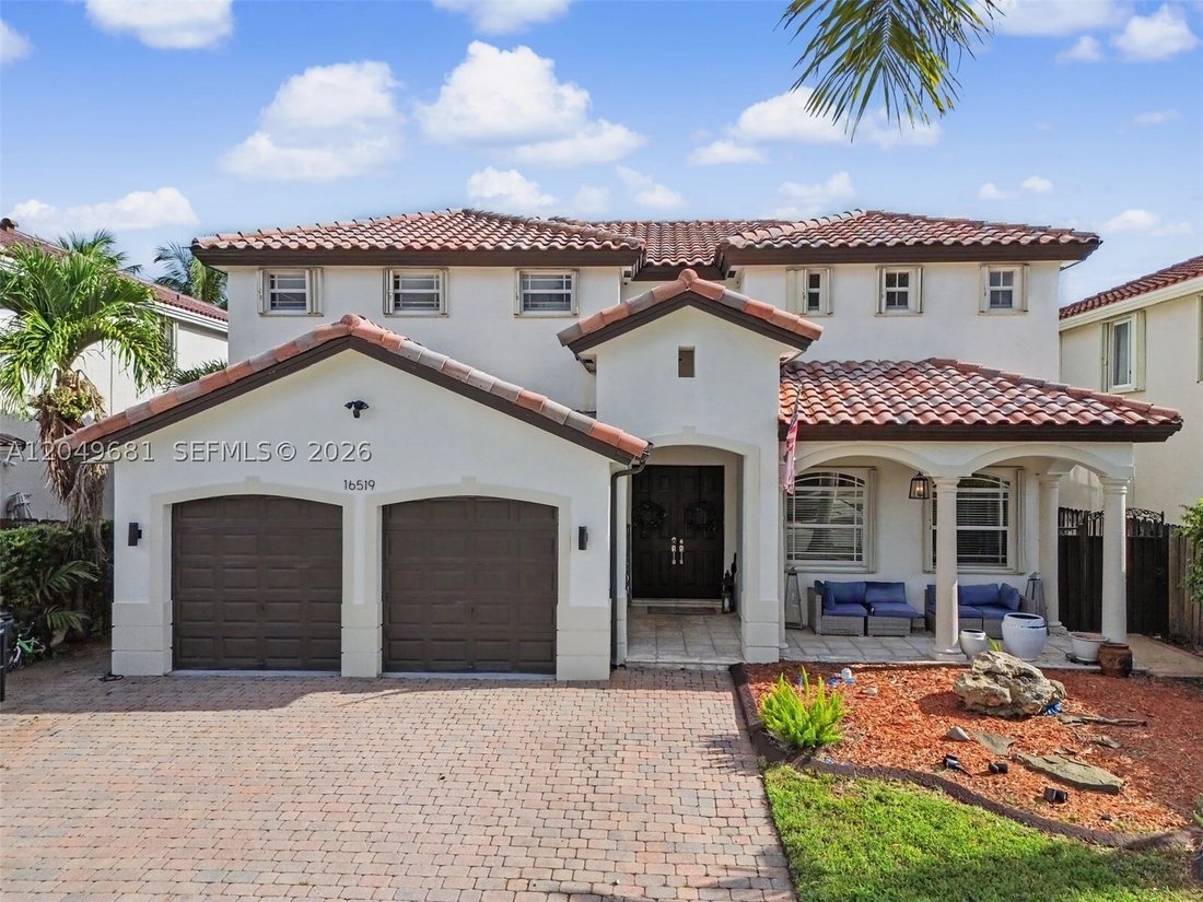 House in Miami, Florida, United States 1 - 18366131