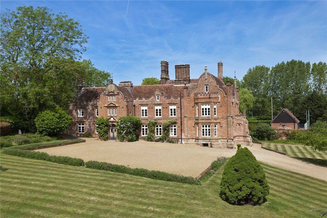 House in Suffolk, England 1 - 18363894