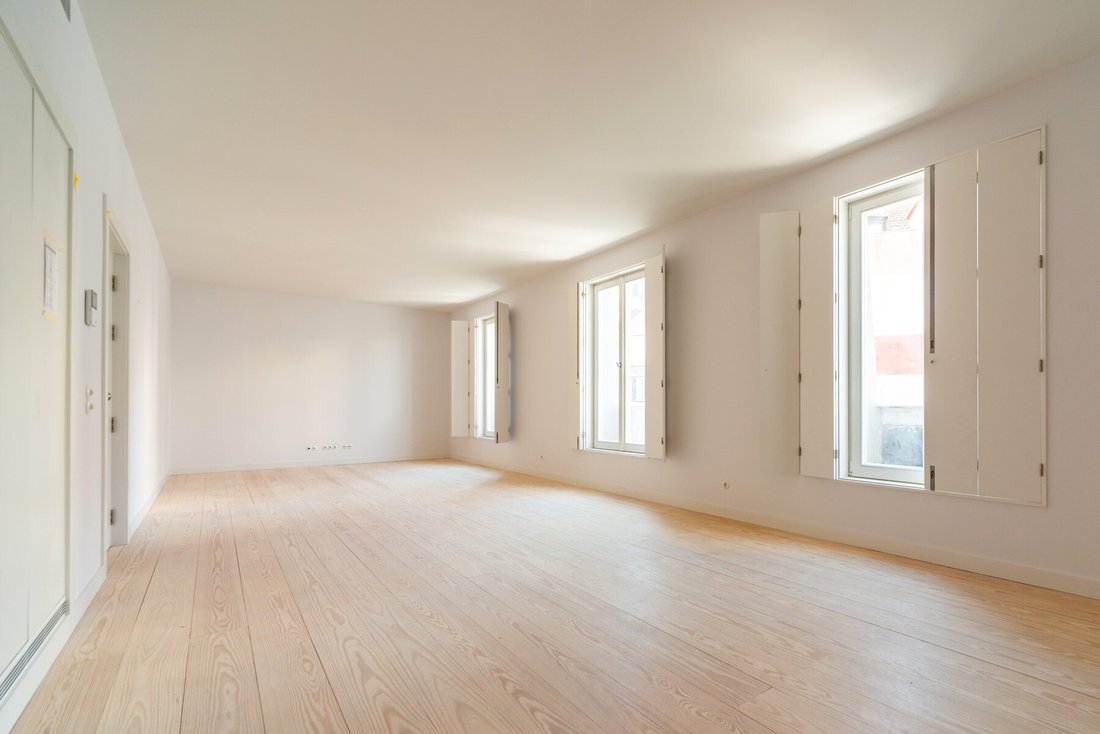 Apartment in Misericordia, Lisbon, Portugal 4 - 15098315