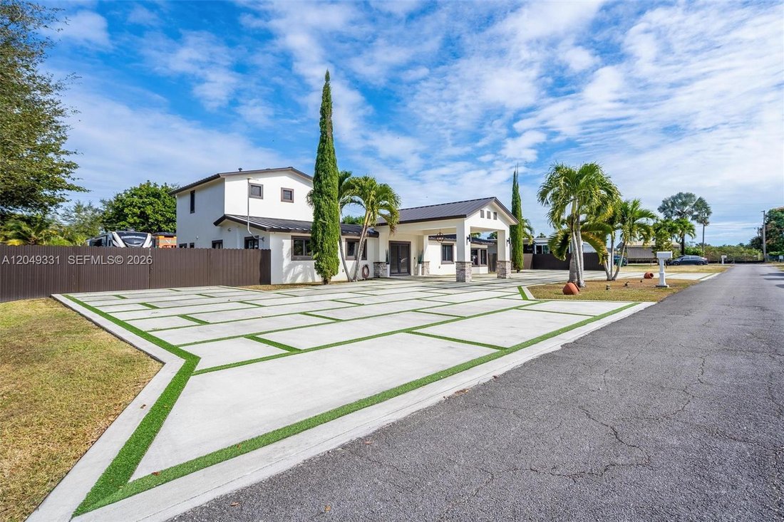 House in Homestead, Florida, United States 1 - 18364622