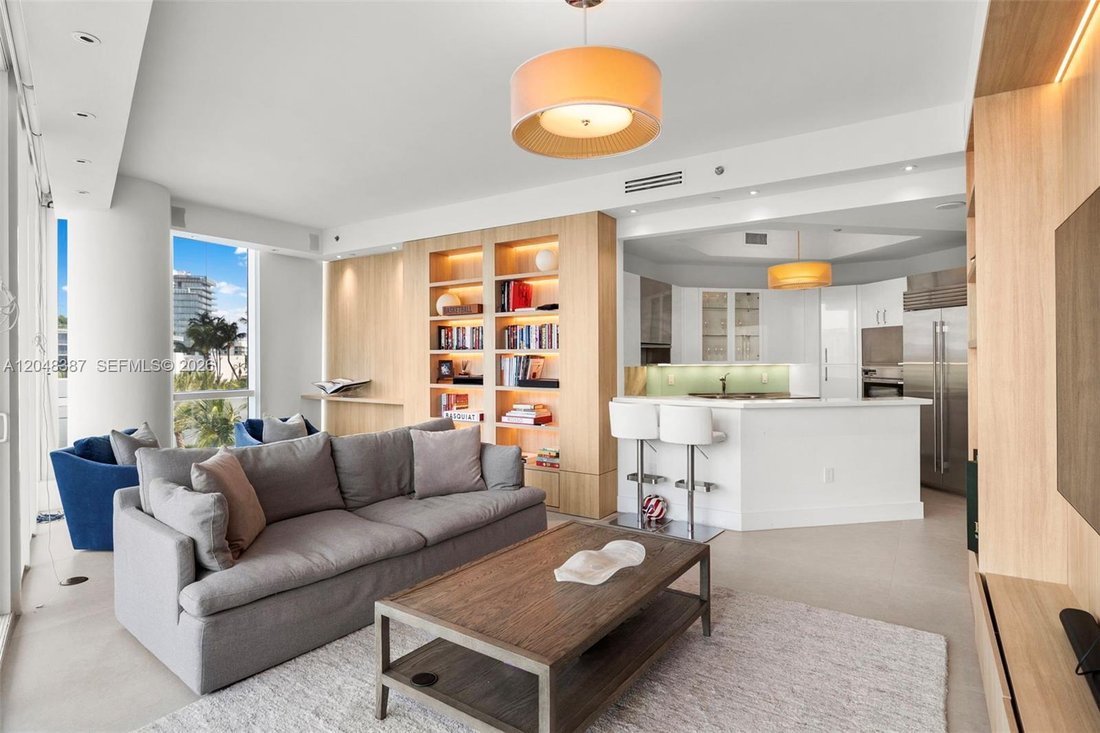 Condo in Miami Beach, Florida, United States 3 - 18367031