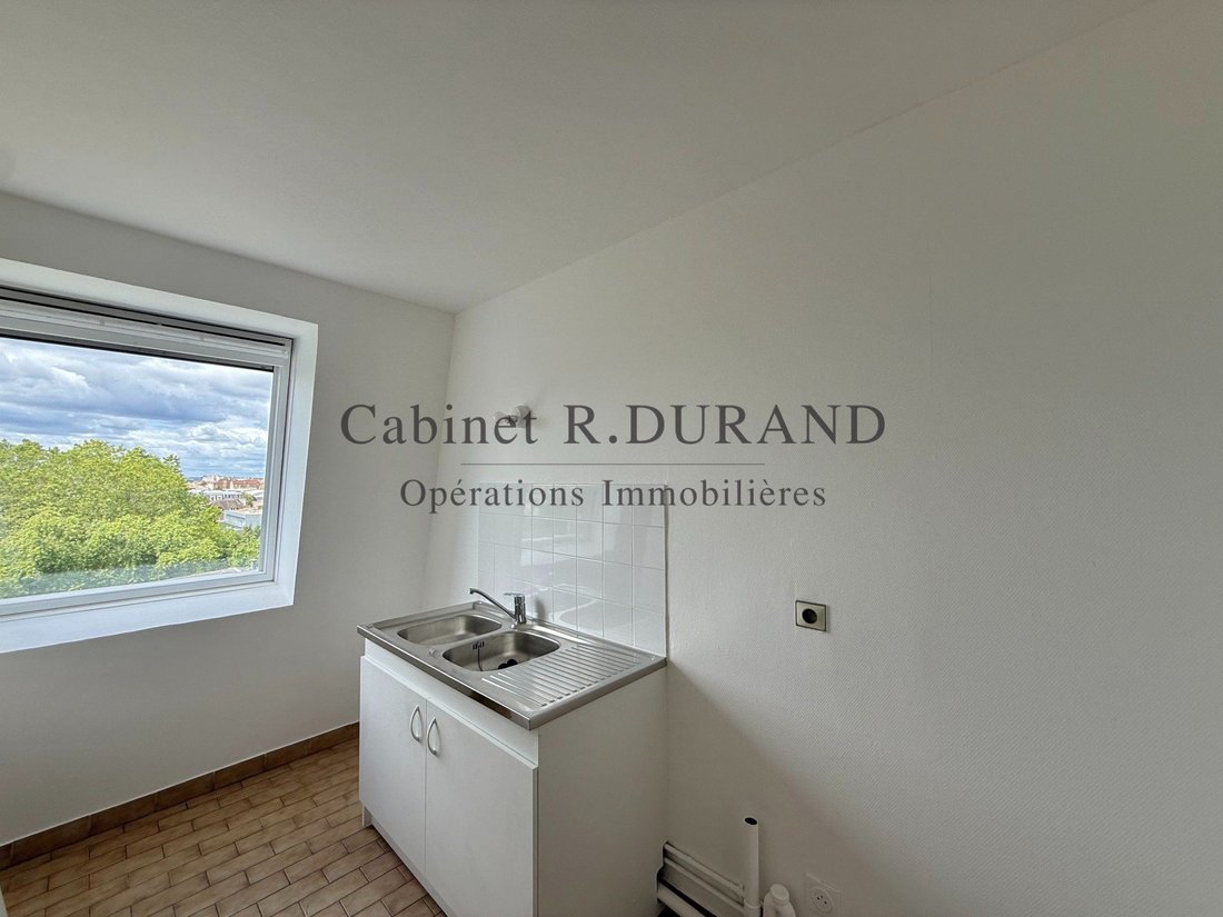 Apartment in Chedal Anglay, La Garenne-Colombes, France 3 - 18369643