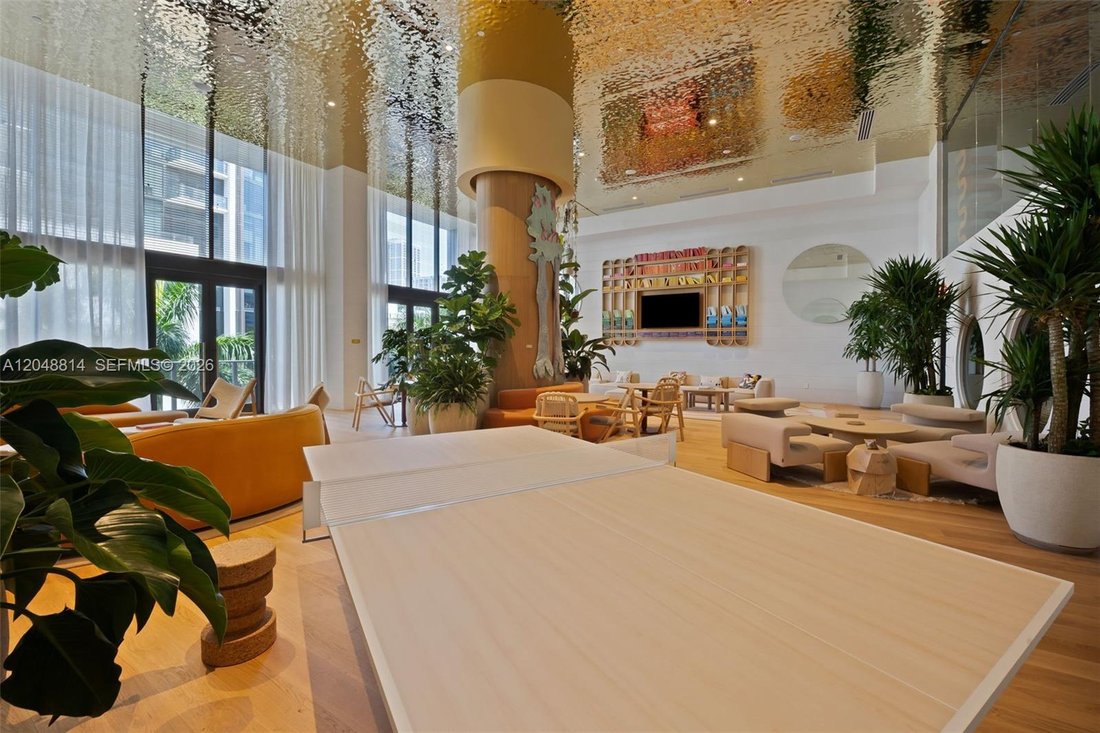Condo in Miami, Florida, United States 5 - 18367035
