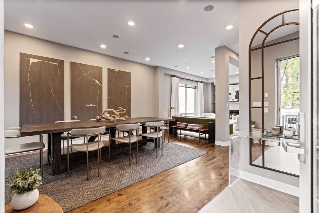 House in Chicago, Illinois, United States 2 - 18364505