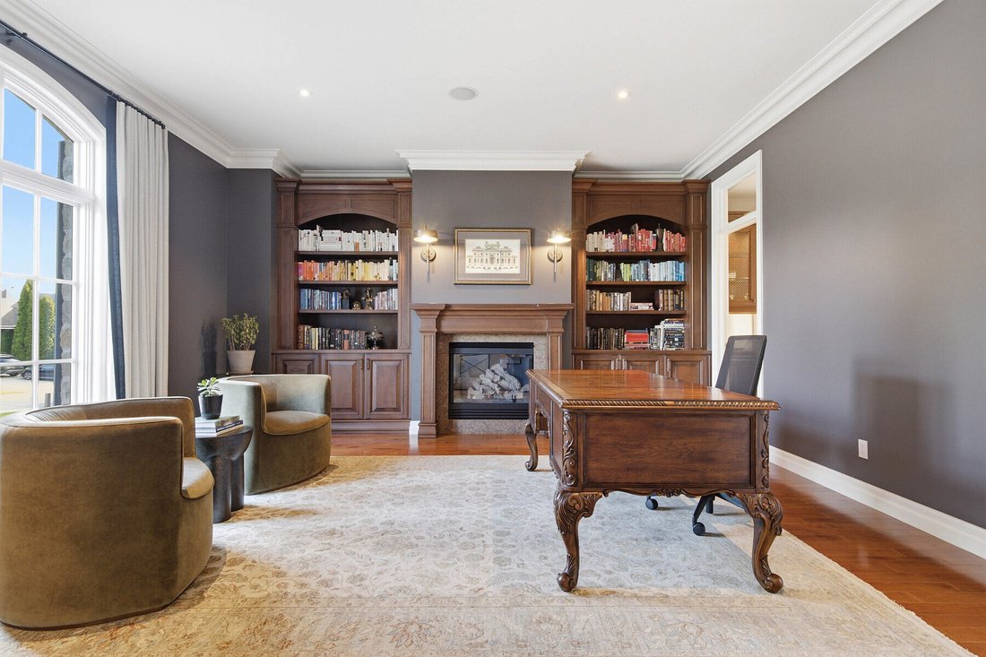 House in Kitchener, Ontario, Canada 5 - 18363734