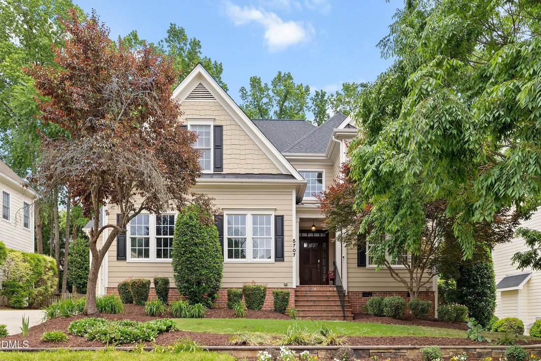 House in Cary, North Carolina, United States 2 - 18365415