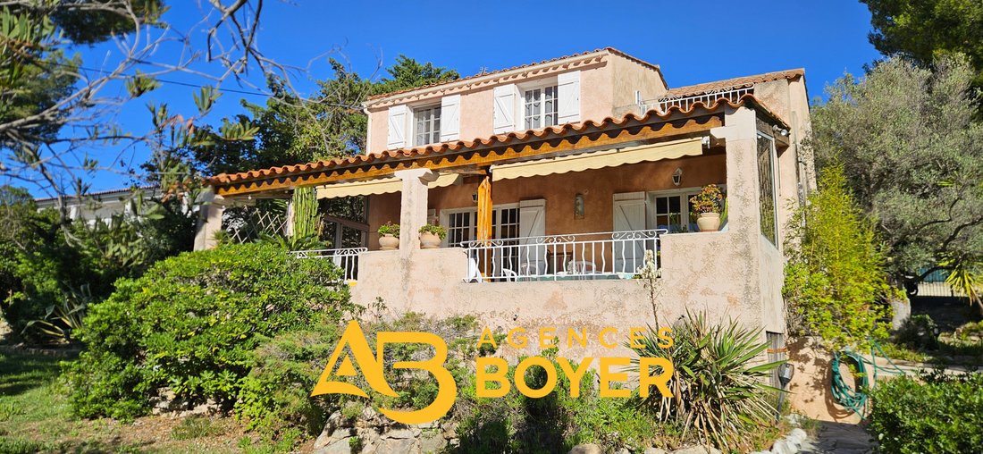 House in Bandol, Provence-Alpes-Côte d'Azur, France 1 - 18366845