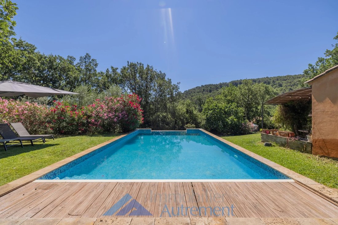 Villa in Le Puy-Sainte-Réparade, Provence-Alpes-Côte d'Azur, France 2 - 18367094