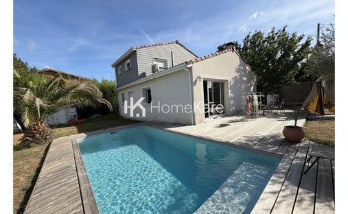 House in Sud Est, Le Taillan-Médoc, France 1