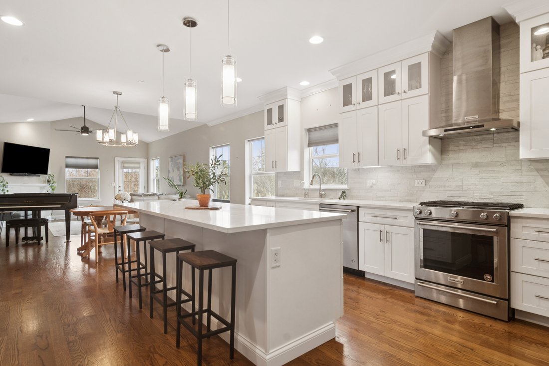 House in Schaumburg, Illinois, United States 5 - 18365669