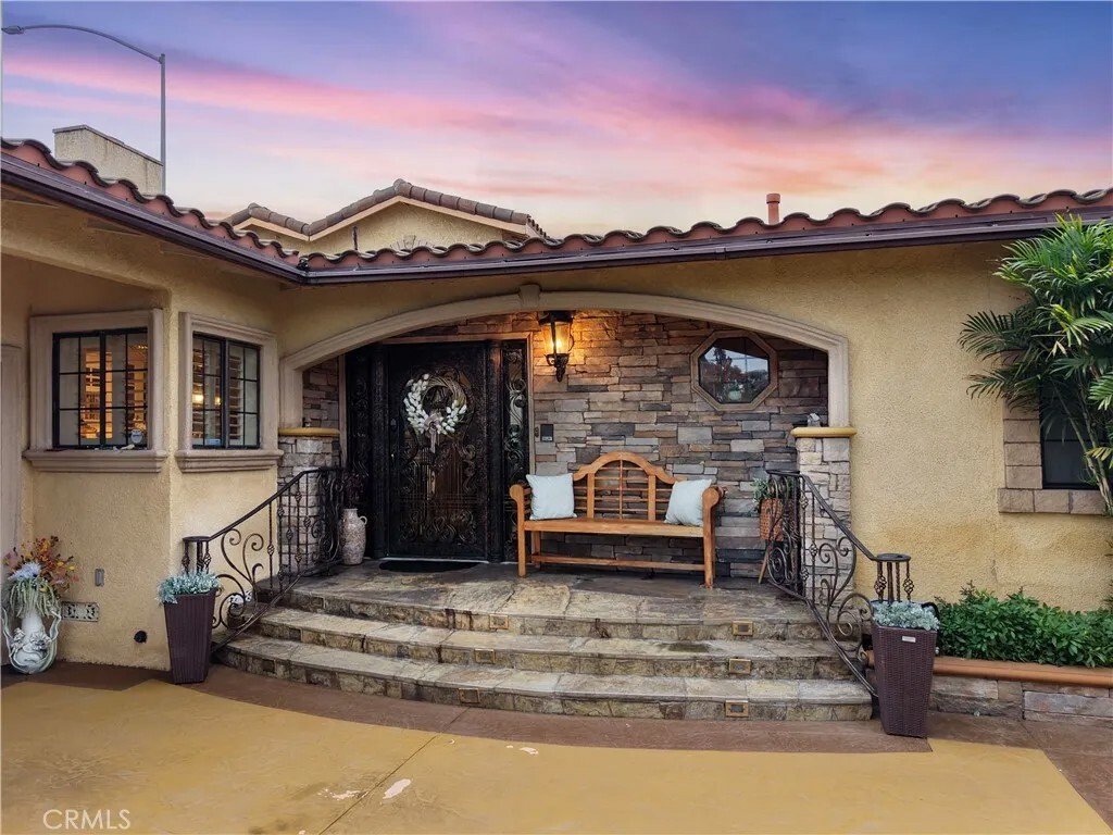 House in Downey, California, United States 3 - 18366330