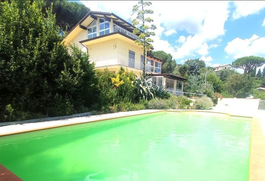 Villa in Massarosa, Tuscany, Italy 3 - 18366885