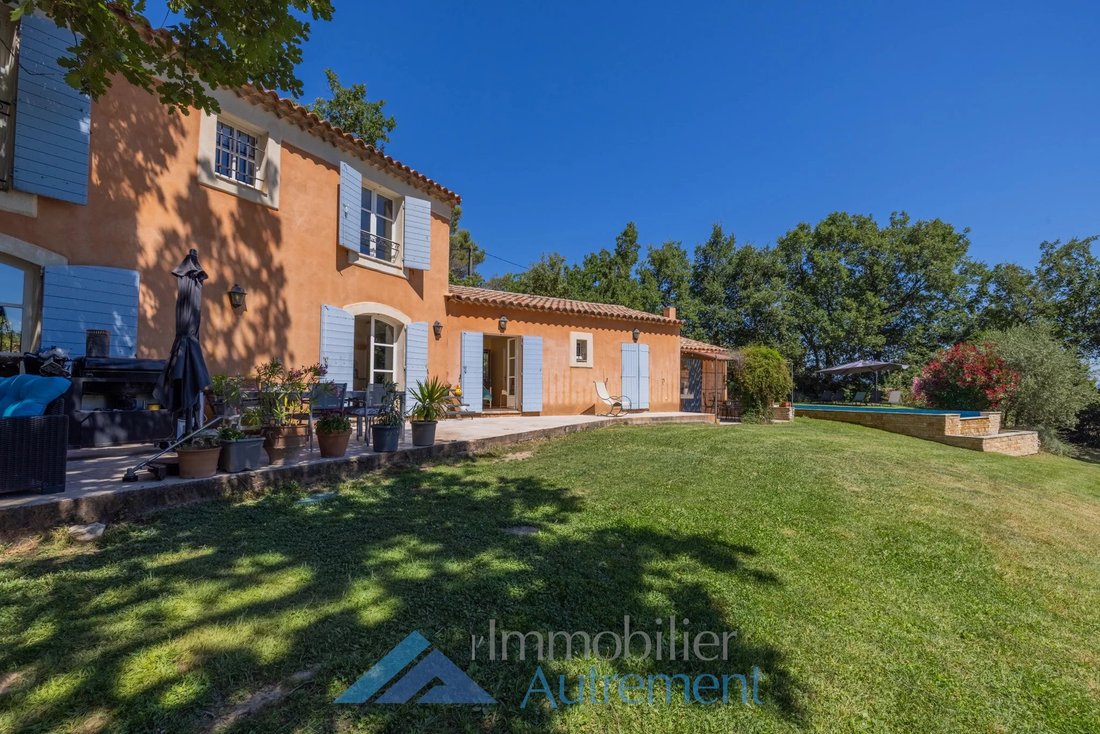 Villa in Le Puy-Sainte-Réparade, Provence-Alpes-Côte d'Azur, France 3 - 18367094