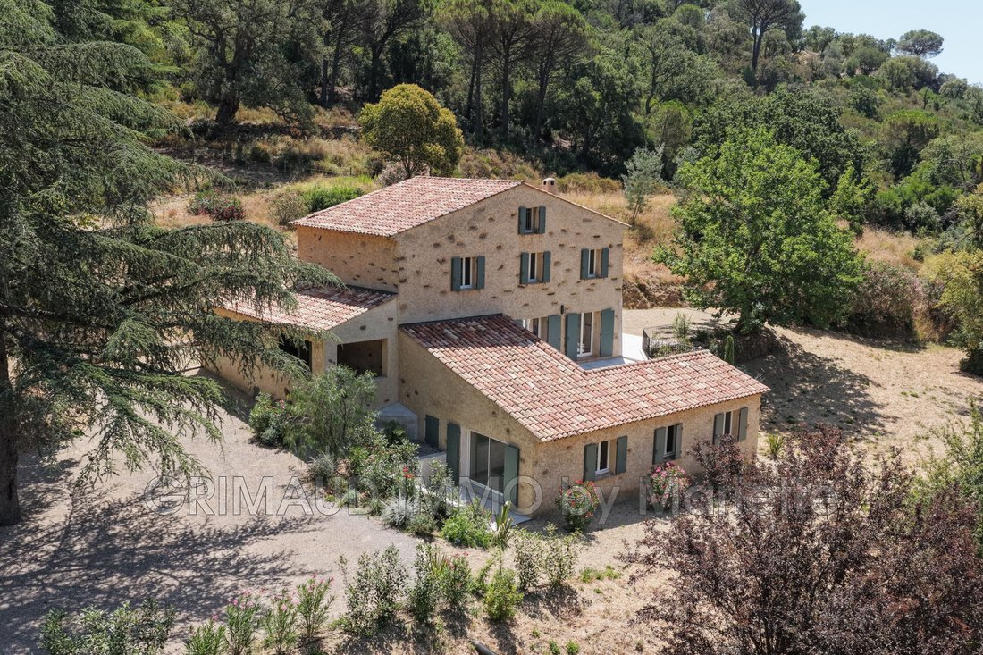 Villa in La Garde-Freinet, Provence-Alpes-Côte d'Azur, France 2 - 18363976