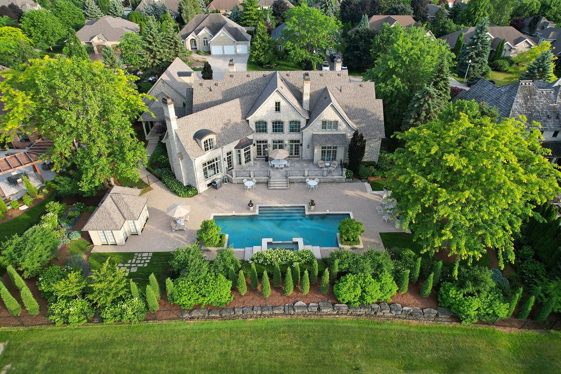 House in Kitchener, Ontario, Canada 2 - 18363734