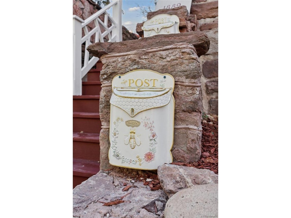 House in Manitou Springs, Colorado, United States 3 - 18365198