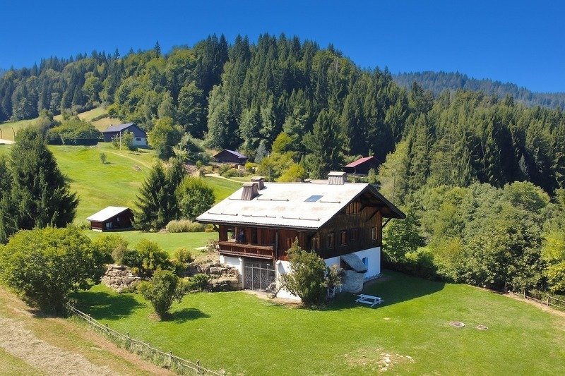 Chalet in Morillon, Auvergne-Rhône-Alpes, France 2 - 18366191