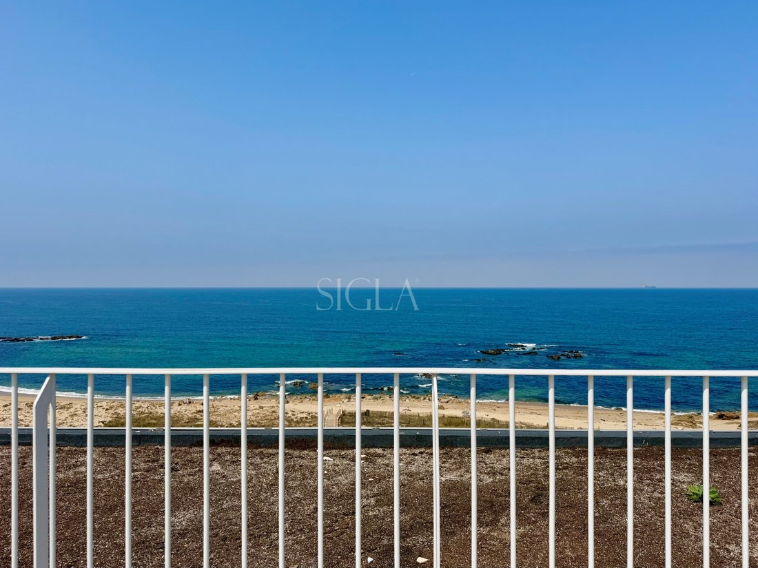 Apartment in Canidelo, Porto District, Portugal 1 - 17237292