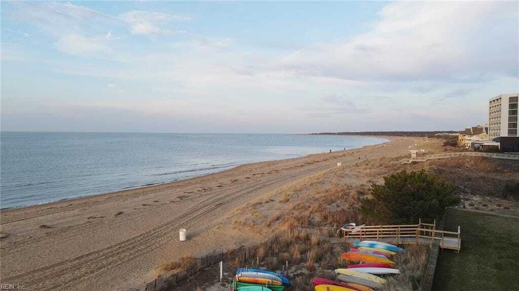 Appartement à Virginia Beach, Virginie, États-Unis 1 - 18365172