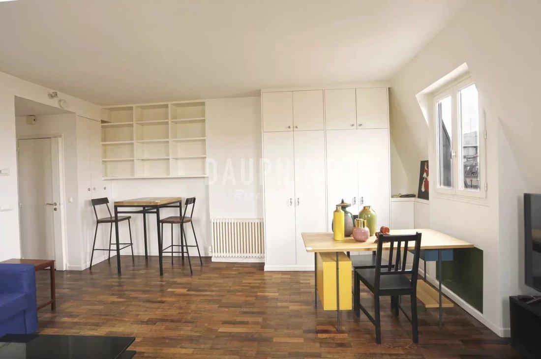 Apartment in Saint Philippe du Roule, Paris 8e Arrondissement, Paris 3 - 18282798