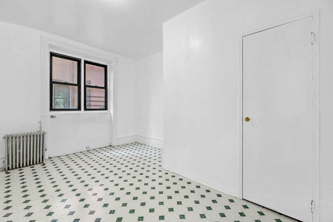 Co Op in New York, New York, United States 5 - 16747270