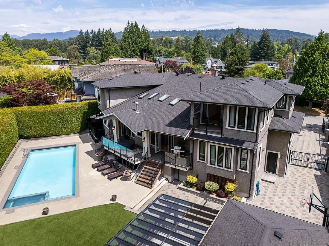 House in Burnaby, British Columbia, Canada 2 - 18369598