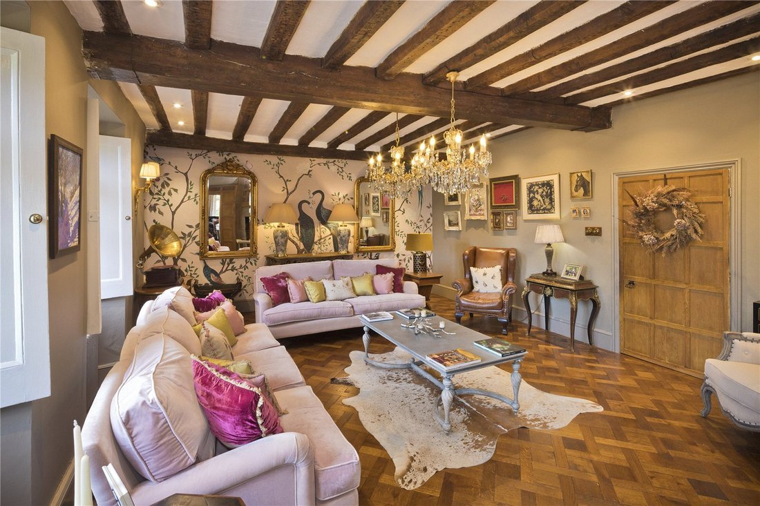 House in Suffolk, England 5 - 18363894
