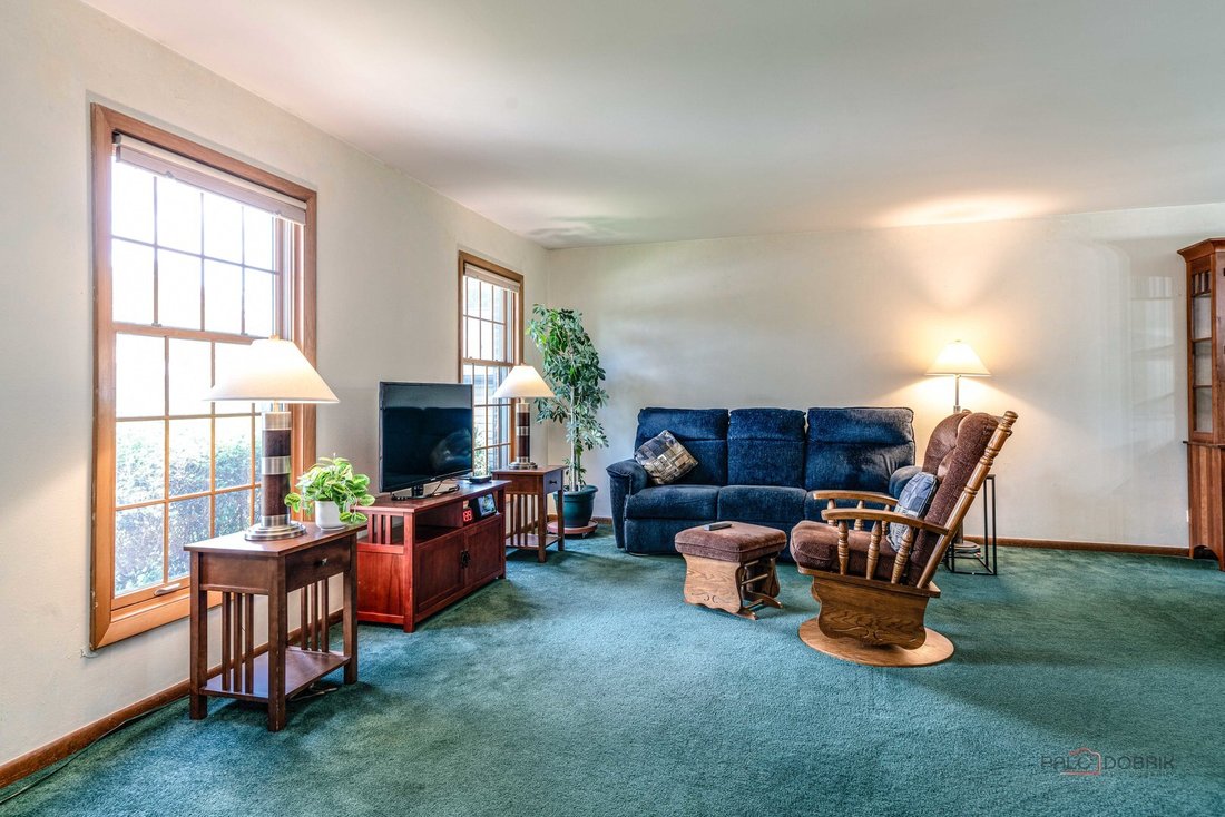 House in Schaumburg, Illinois, United States 5 - 18365633