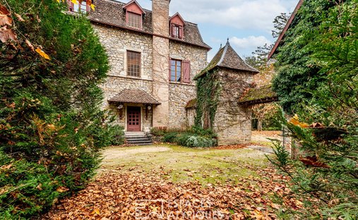 Villa in Briord, Auvergne-Rhône-Alpes, France 1