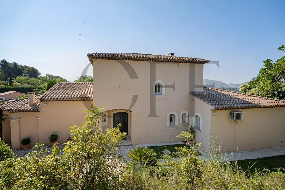Villa in Les Caillols, Marseille, Provence-Alpes-Côte d'Azur 2 - 18144388