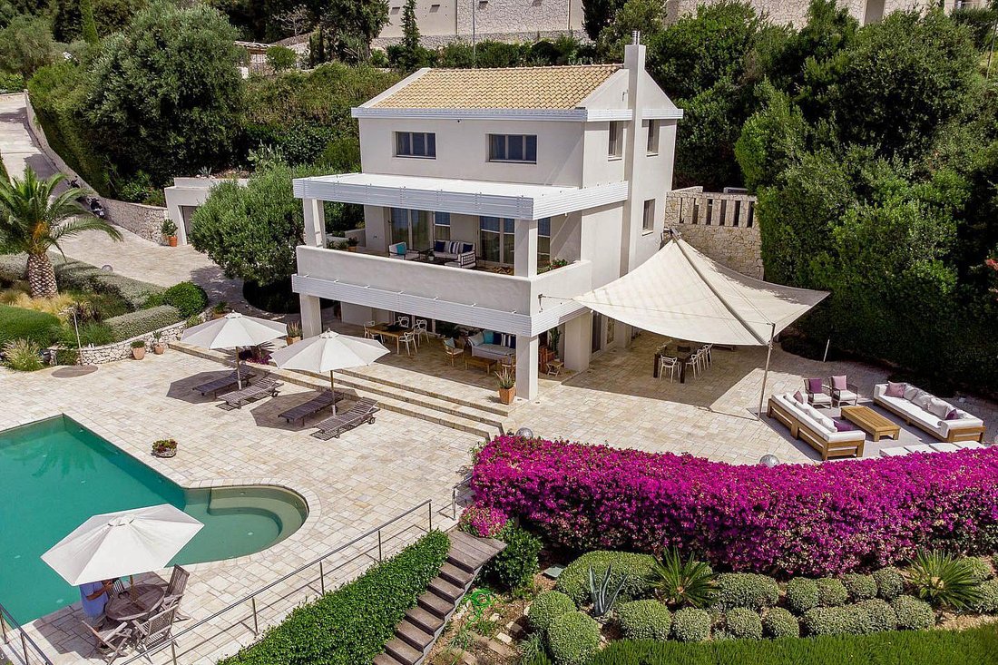 Villa in Northern Corfu, Peloponnese, Western Greece and the Ionian, Greece 2 - 18369544