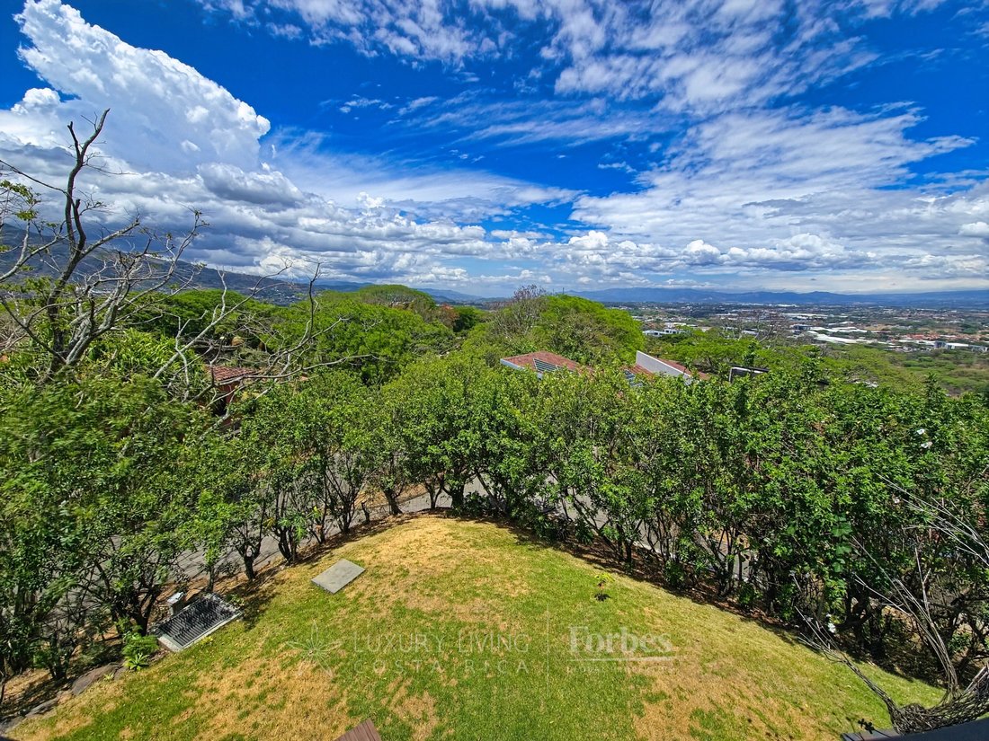 Condo in Pozos, San José Province, Costa Rica 5 - 18010953