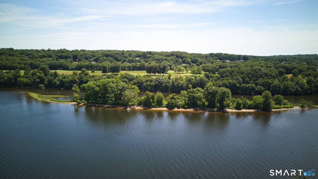House in Shelton, Connecticut, United States 5 - 18369791