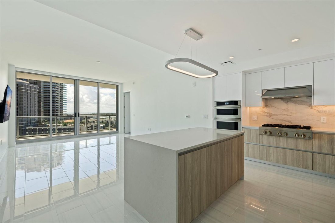 Condo in St. Petersburg, Florida, United States 3 - 18366425