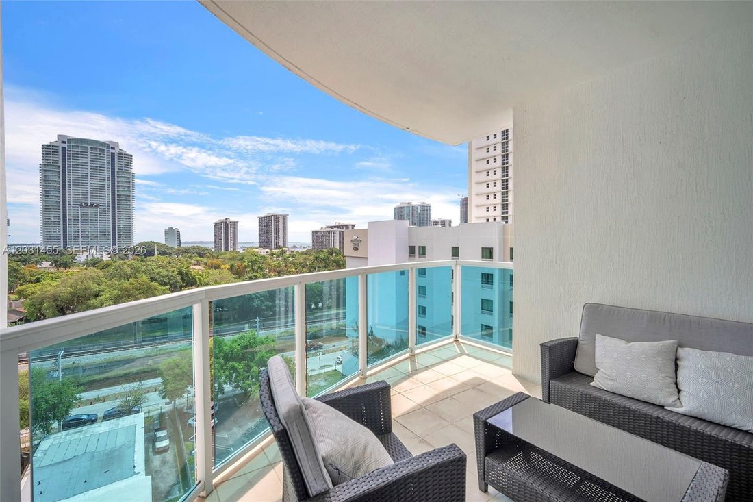 Condo in Miami, Florida, United States 4 - 18366979