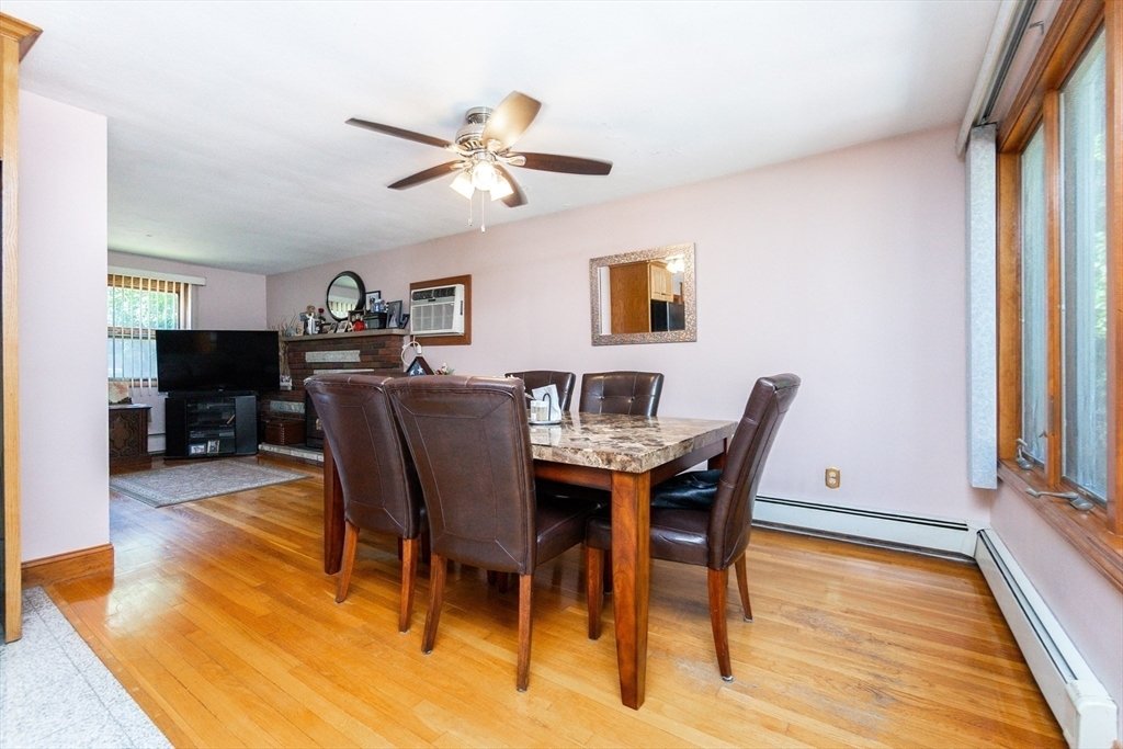 House in Saugus, Massachusetts, United States 4 - 18366833