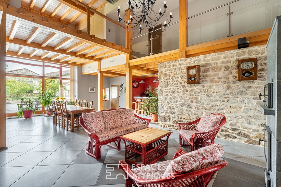 Villa in Vieu-d'Izenave, Auvergne-Rhône-Alpes, France 1 - 18367452