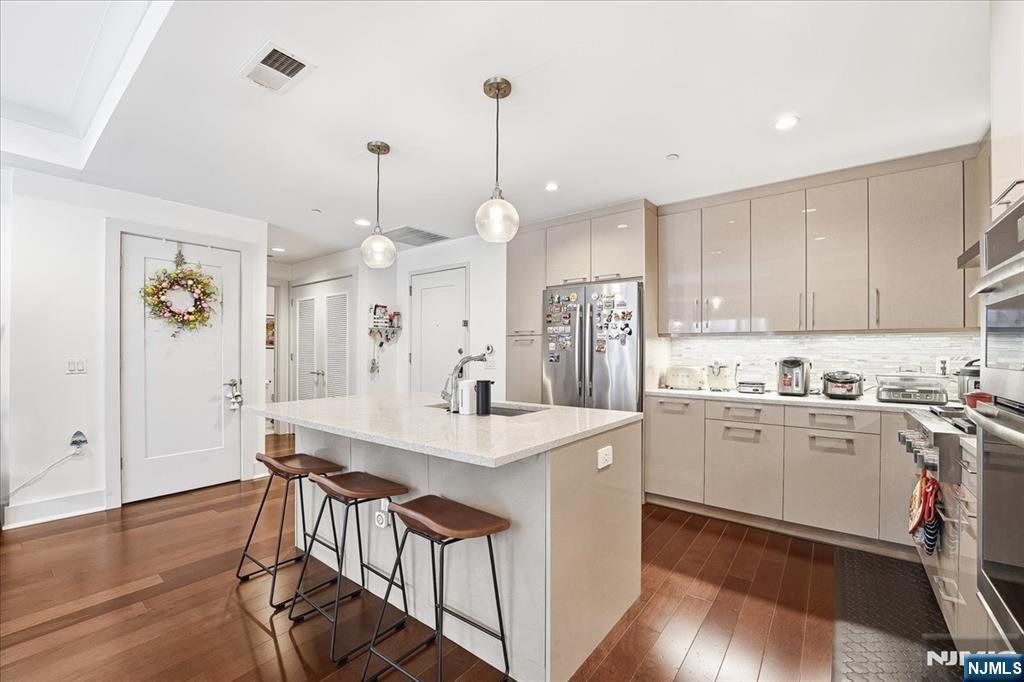 Condo in Weehawken, New Jersey, United States 5 - 18366393