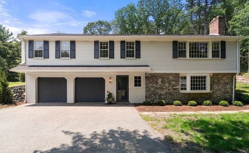 House in Dover, Massachusetts, United States 1