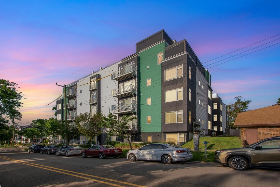 Condo in Ann Arbor, Michigan, United States 1 - 18369519