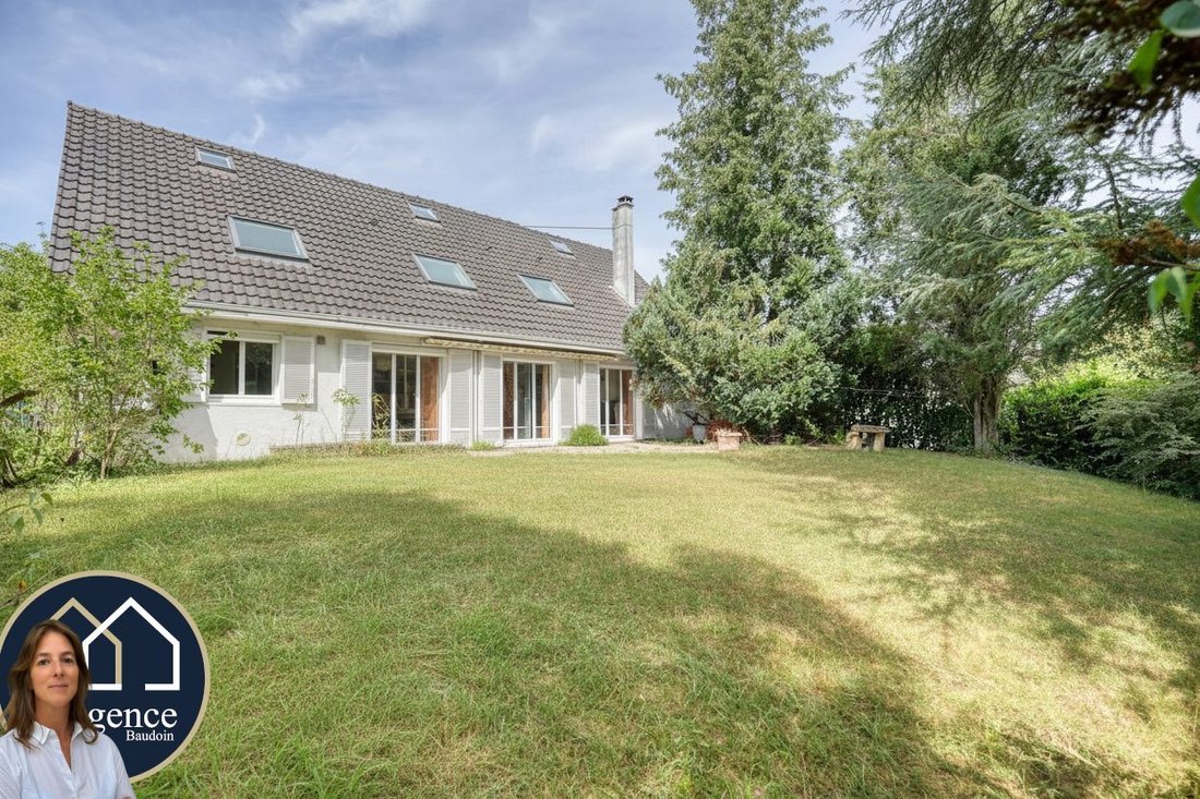 House in Centre Ville, Plaisir, France 1 - 18369702