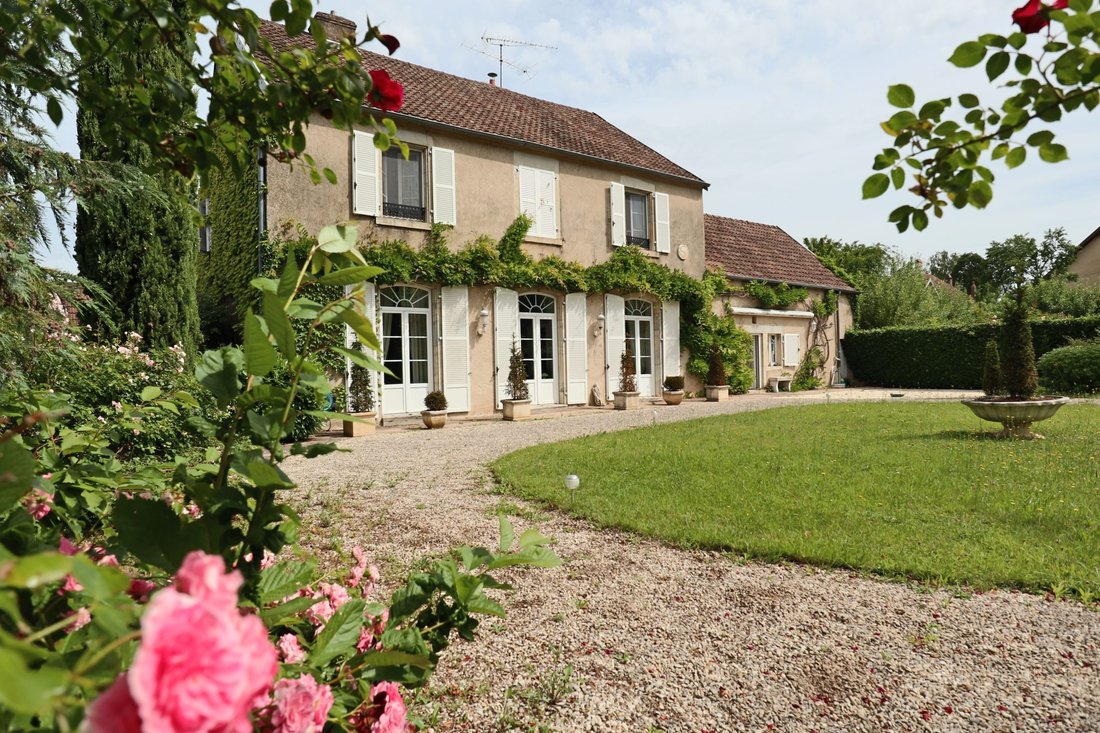 House in Marnay, Bourgogne – Franche-Comté, France 2 - 18369714