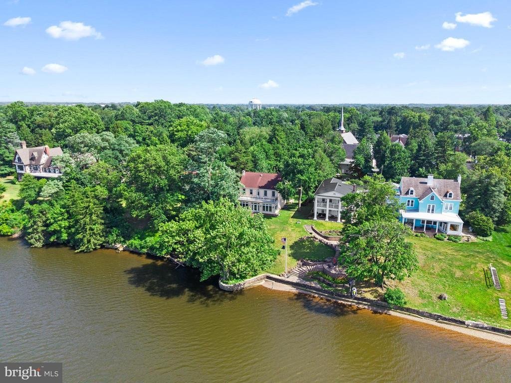 House in Beverly, New Jersey, United States 3 - 18366387