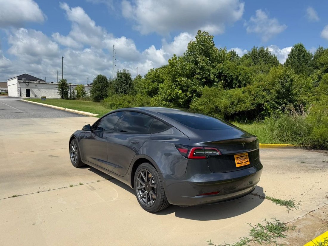Sedan in Lithia Springs, GA, United States 3 - 18368475