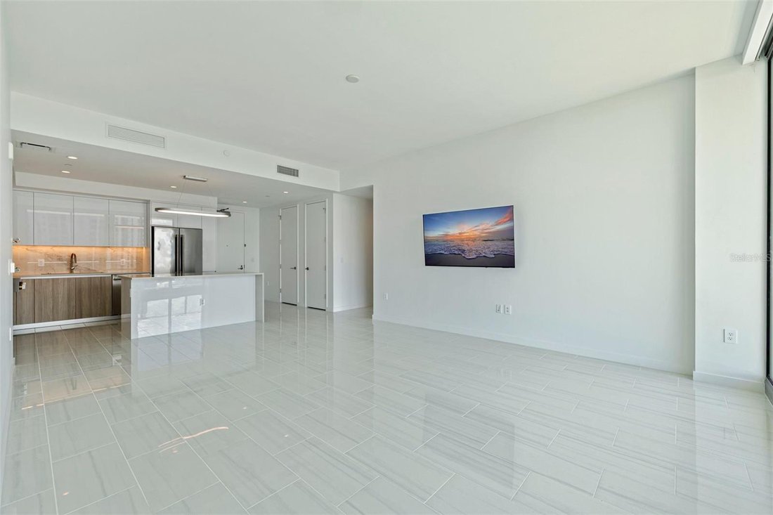 Condo in St. Petersburg, Florida, United States 5 - 18366425