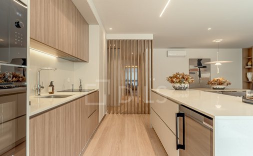 Apartment in Paco de Arcos, Lisbon, Portugal 1