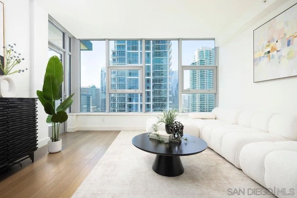 Condo in San Diego, California, United States 3 - 18366283