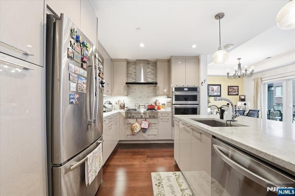 Condo in Weehawken, New Jersey, United States 2 - 18366393